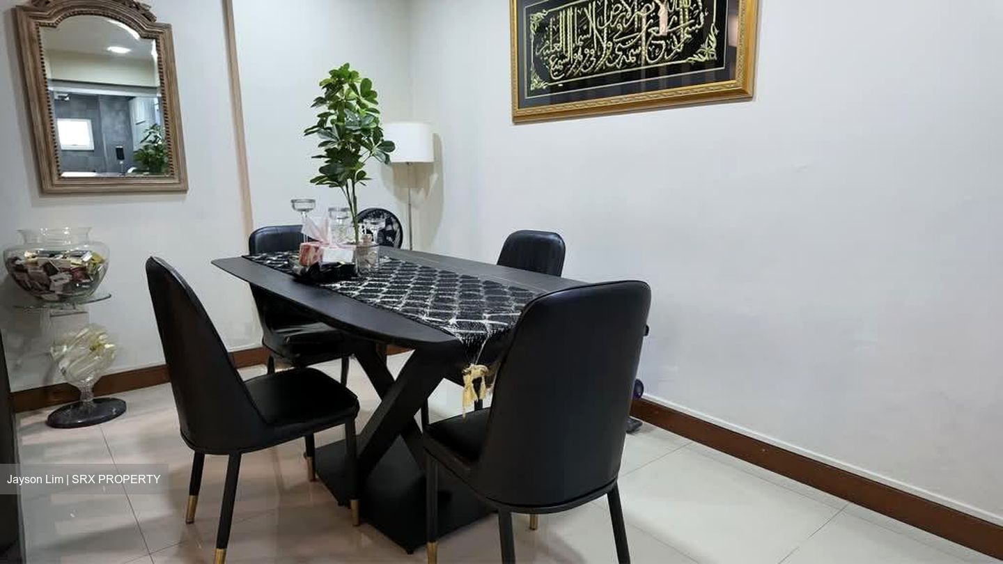 Blk 413A Coral Vale (Sengkang), HDB 5 Rooms #568197921